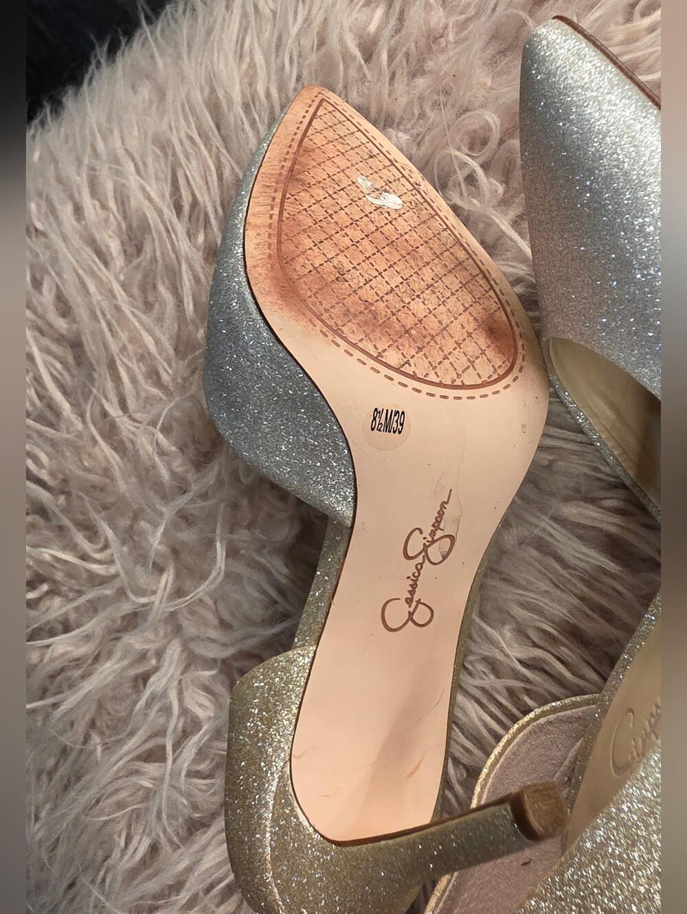 Jessica Simpson Paryn Heel - Picture 6 of 7